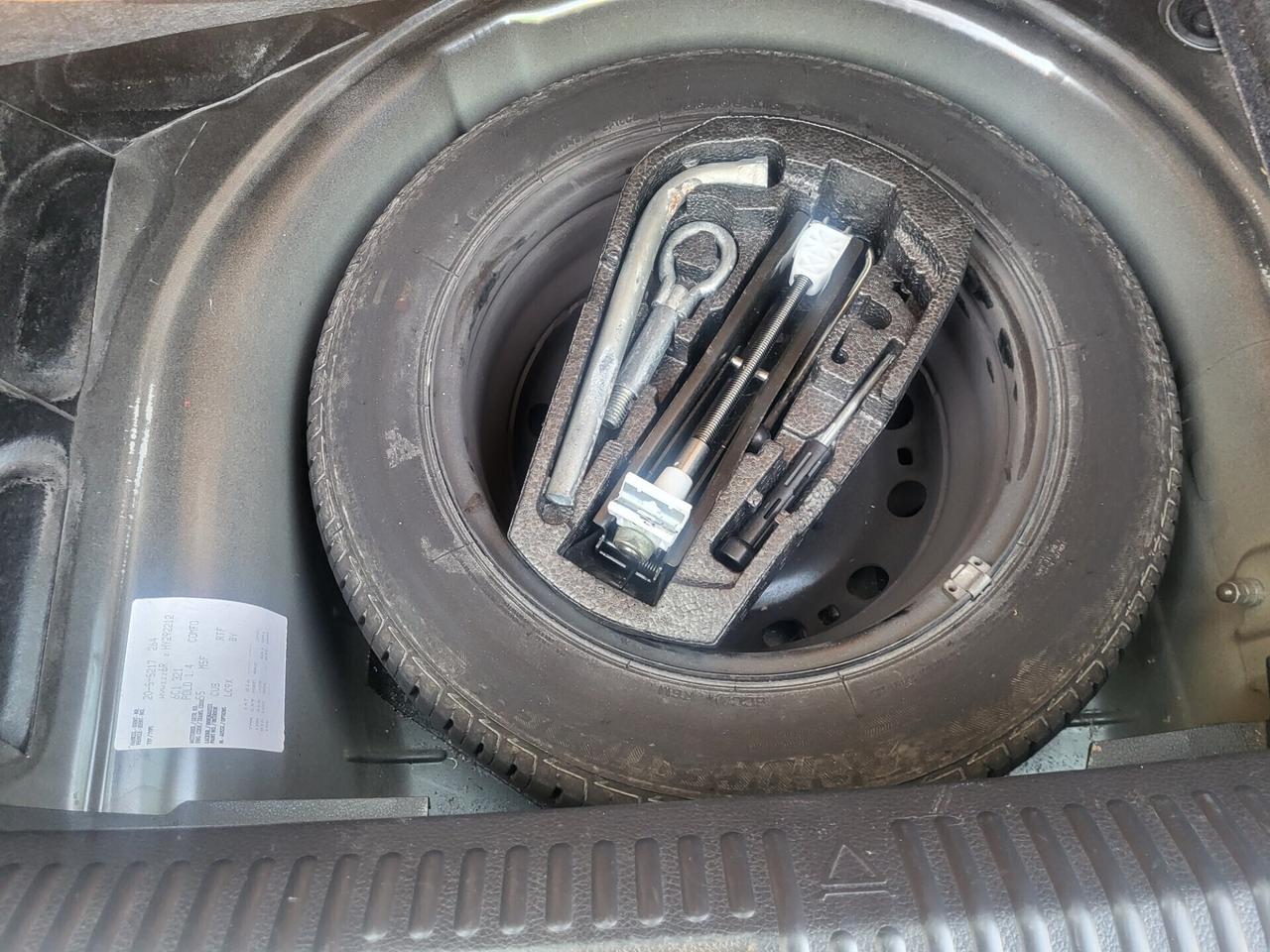 VOLKSWAGEN POLO 1,4 TDI-UNICO PROPRIETAR-EURO 6B