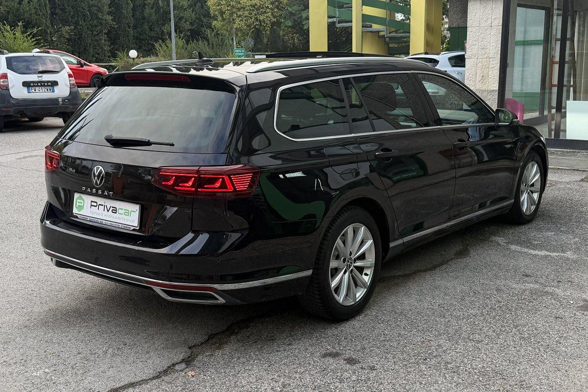VOLKSWAGEN Passat Variant 2.0 TDI SCR EVO Executive