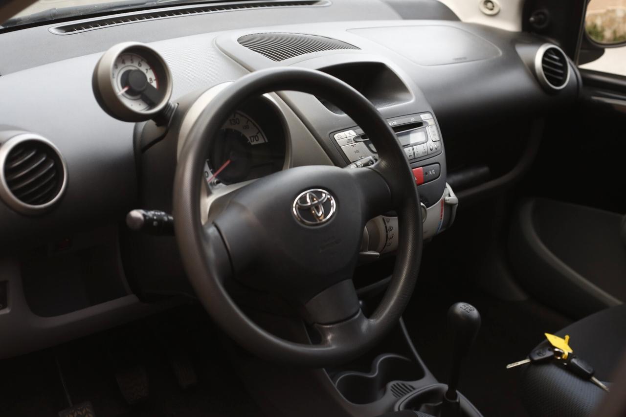 Toyota Aygo 1.0 12V VVT-i 3 porte