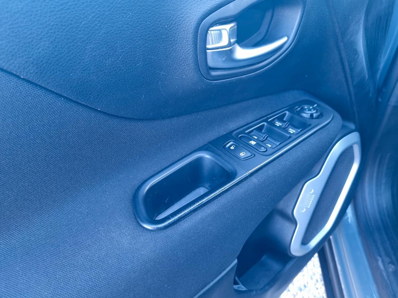 Jeep Renegade 1.6 Mjt 120 CV Longitude