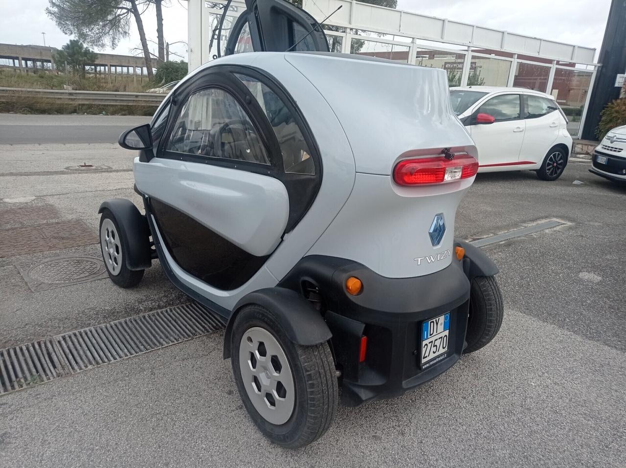 Renault Twizy 80