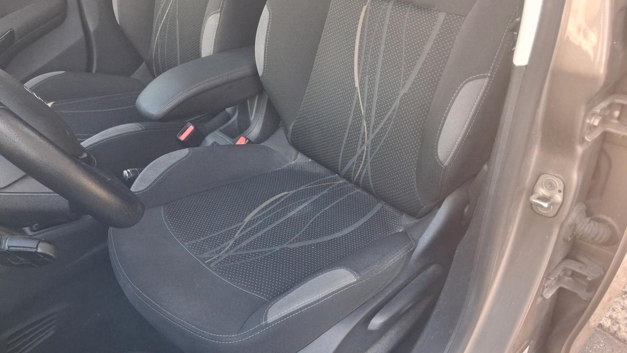 Peugeot 208 1.2 VTi 82 CV 5 porte Allure