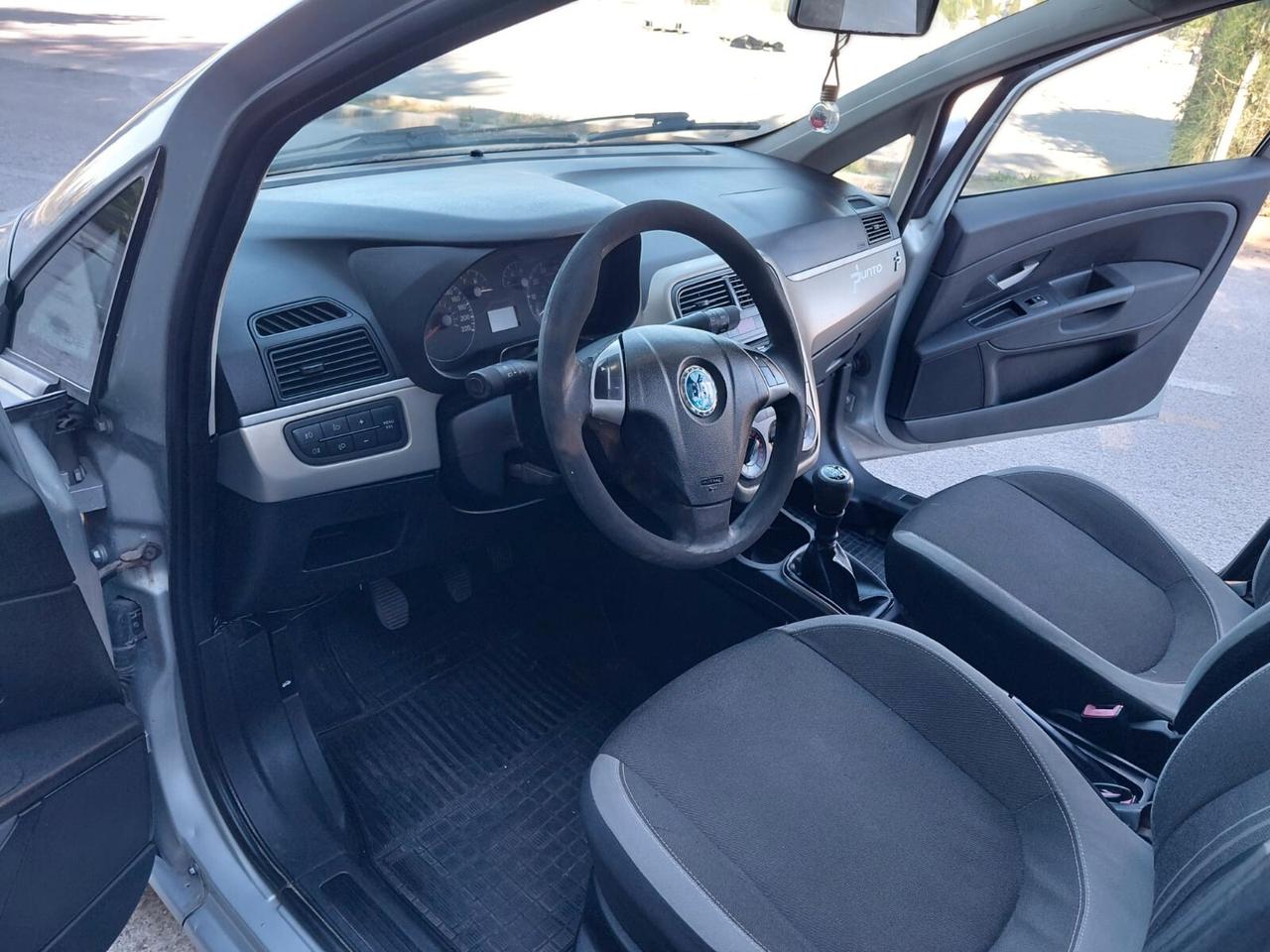 Fiat Grande Punto 1.3 MJT 75 CV 5 porte Dynamic