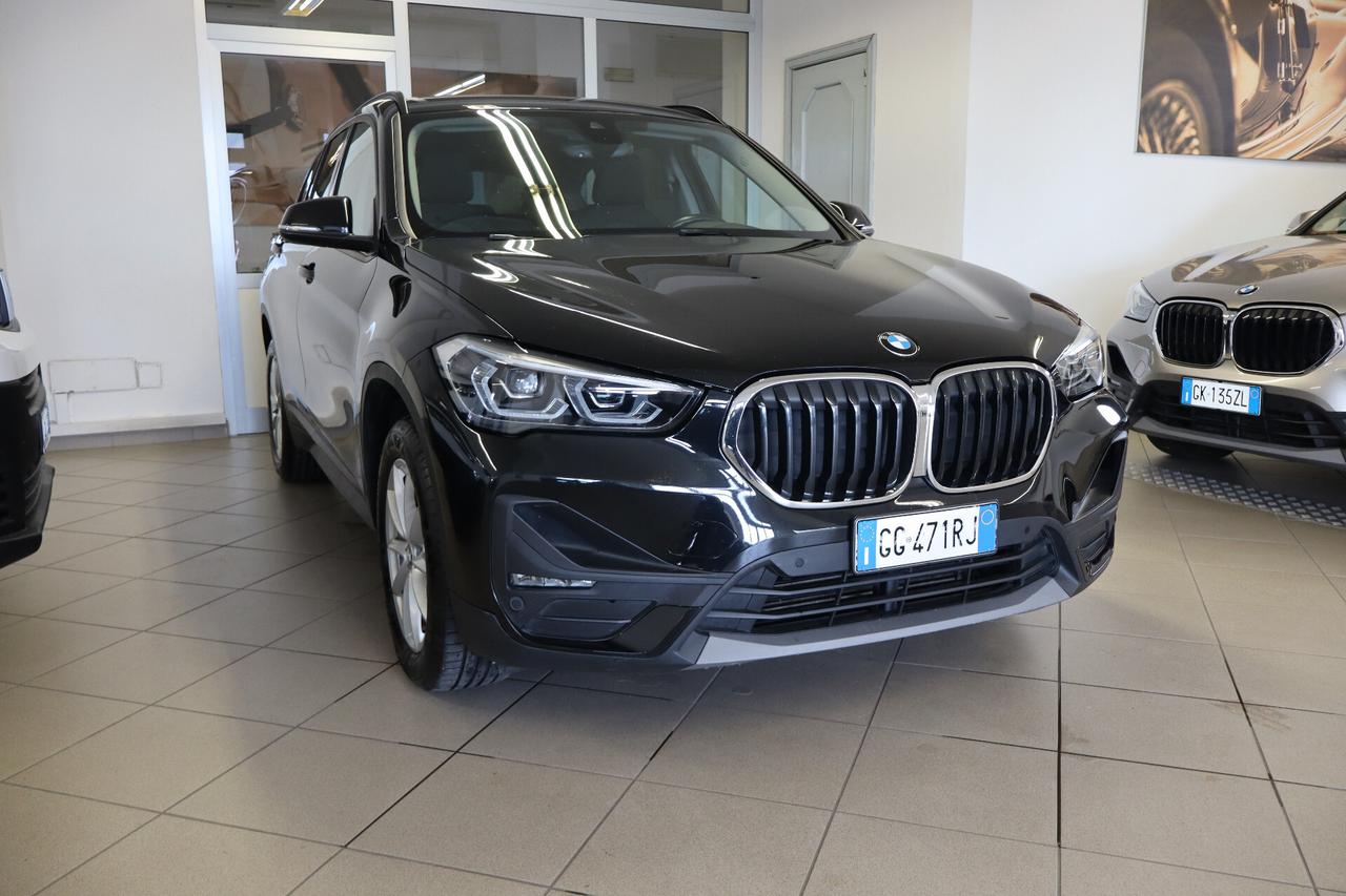 BMW X1 18d xDRIVE ADVANTAGE STEPTRONIC