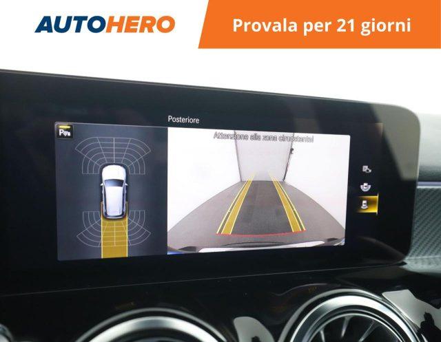 MERCEDES-BENZ GLB 180 d Automatic Premium