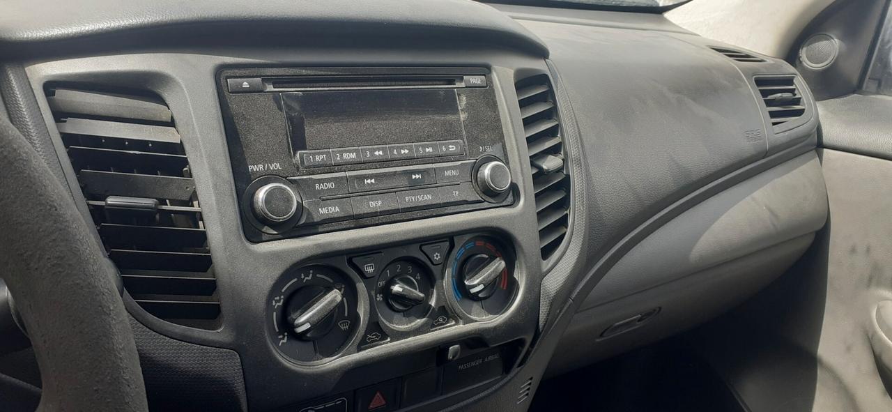 Mitsubishi L200 2017 - 2.4D 4X4 Lb automobili