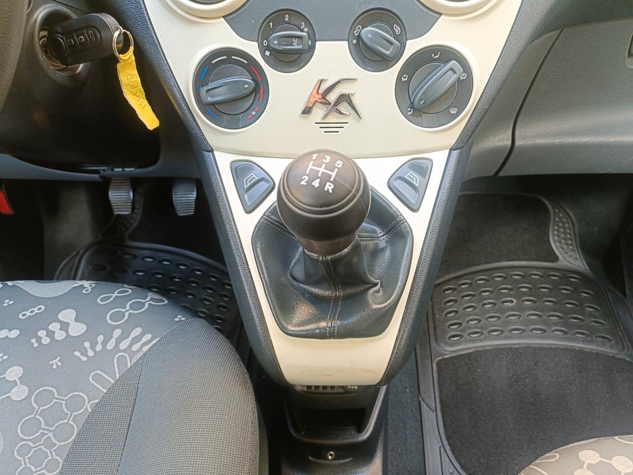 Ford Ka Ka+ 1.2 8V 69CV