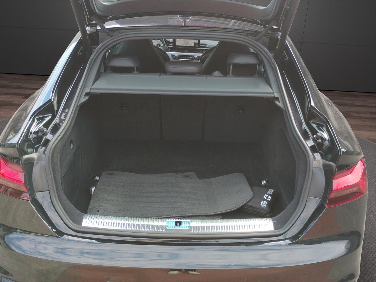 Audi A5 Sportback SPB 40 2.0 tfsi mhev S line edition quattro.TETTO