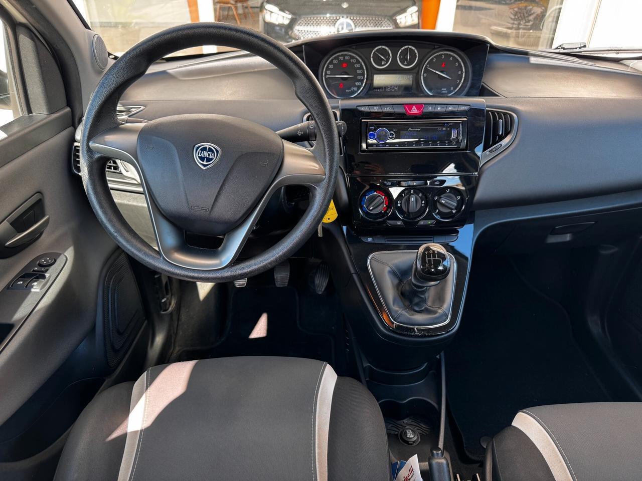 Lancia Ypsilon 0.9 TwinAir 85 CV 5 porte Metano Ecochic Elefantino, Unicoprop