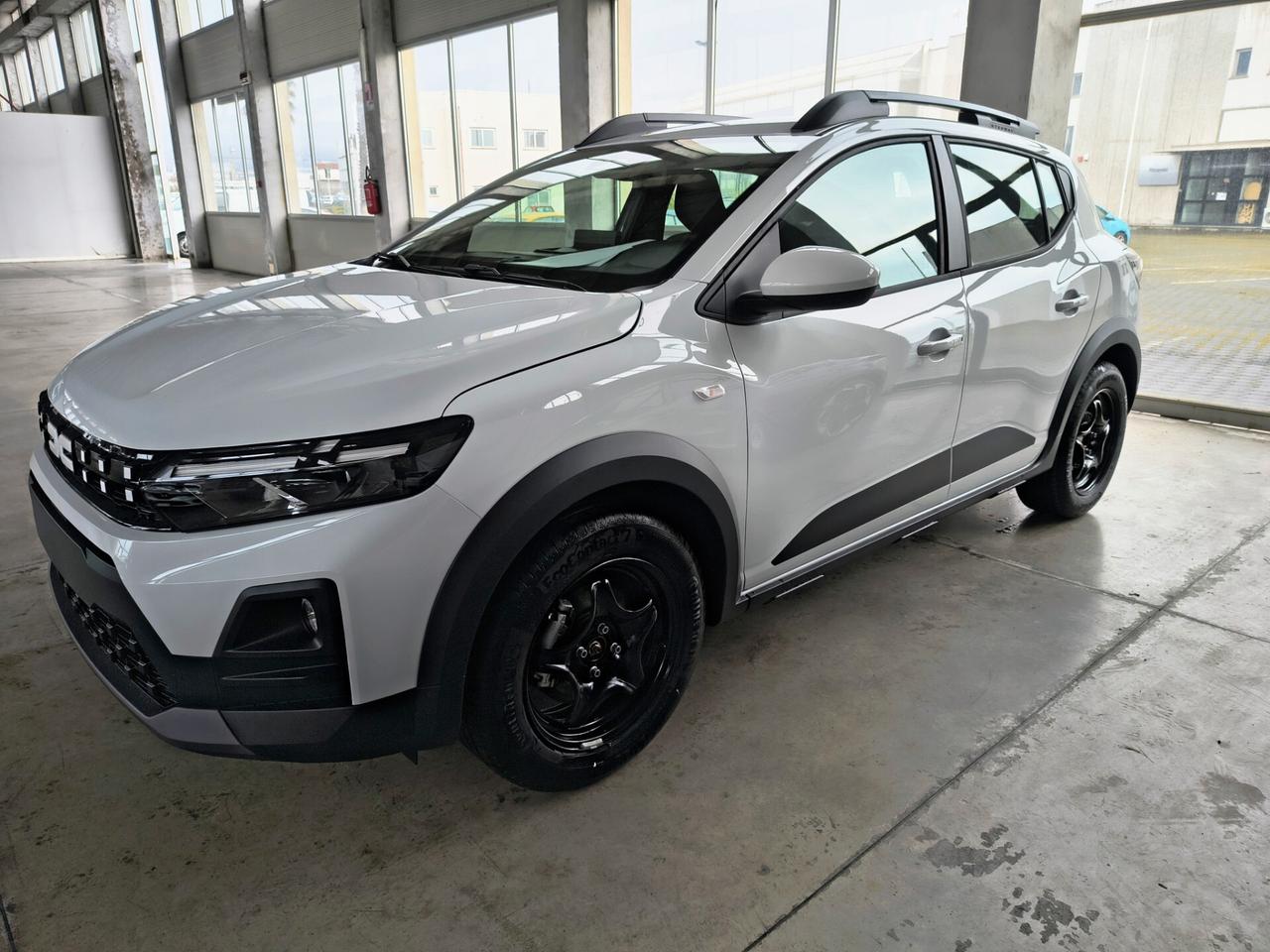 DACIA SANDERO STEPWAY DA IMMATRICOLARE 17200 EURO