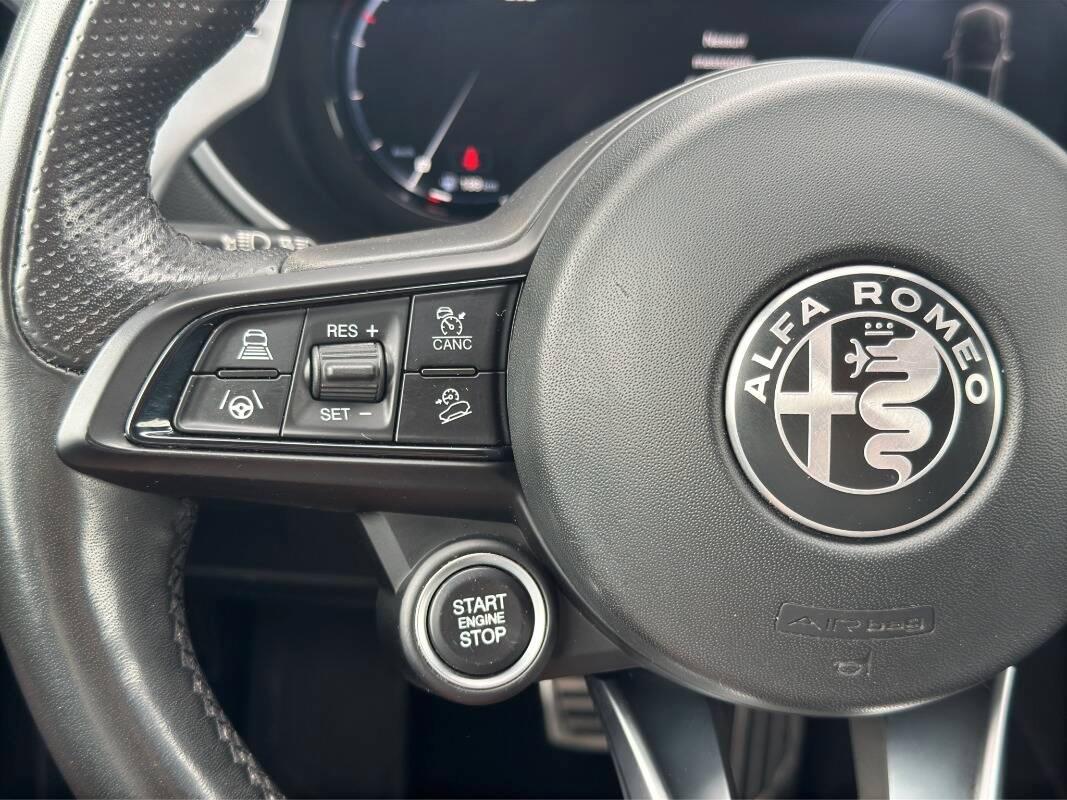 Alfa Romeo Stelvio 2.2 t Veloce Q4 210cv AUTOM con Telecam e CarPlay