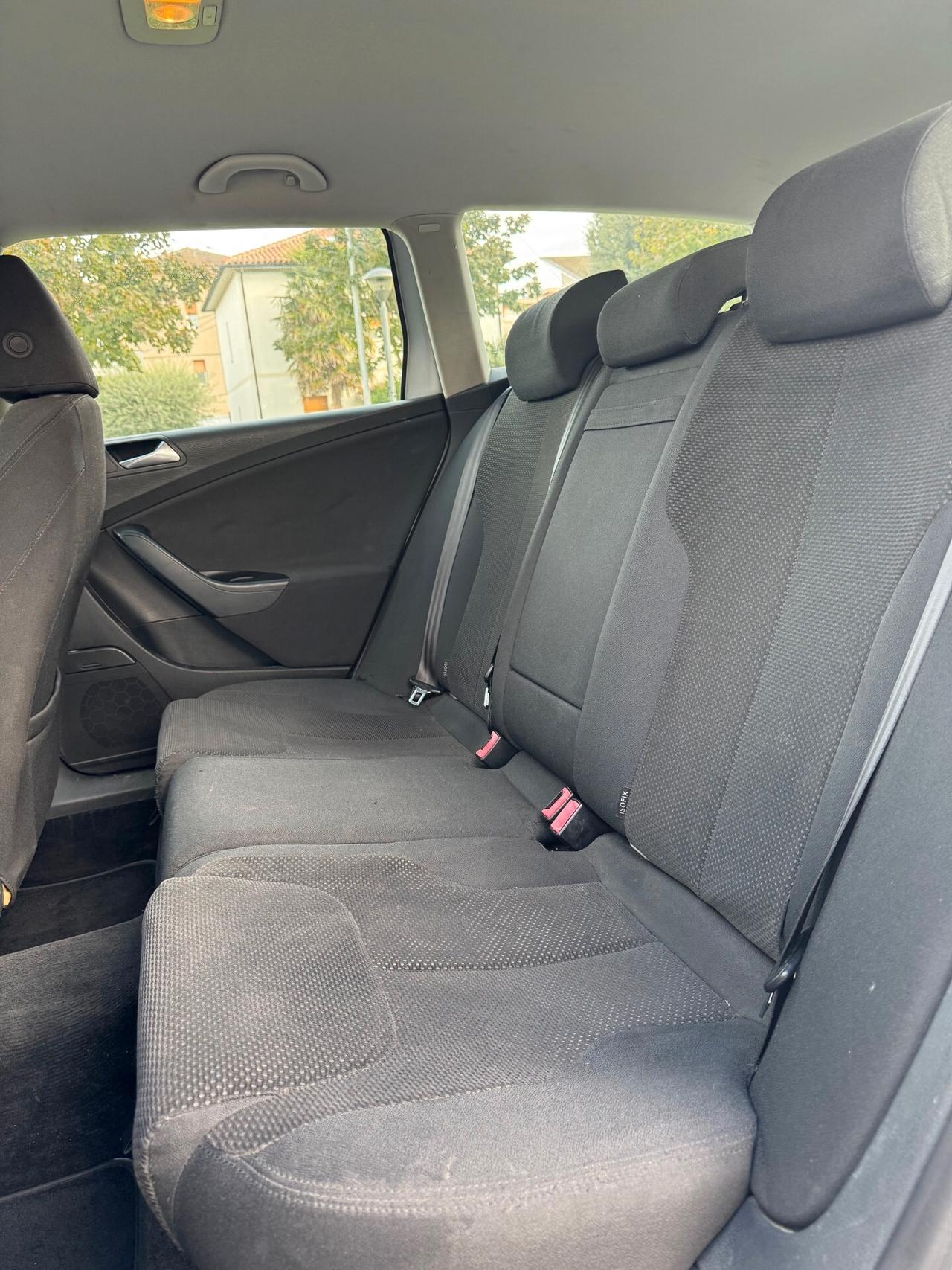 Volkswagen Passat 2.0 TDI Highline DSG Euro5