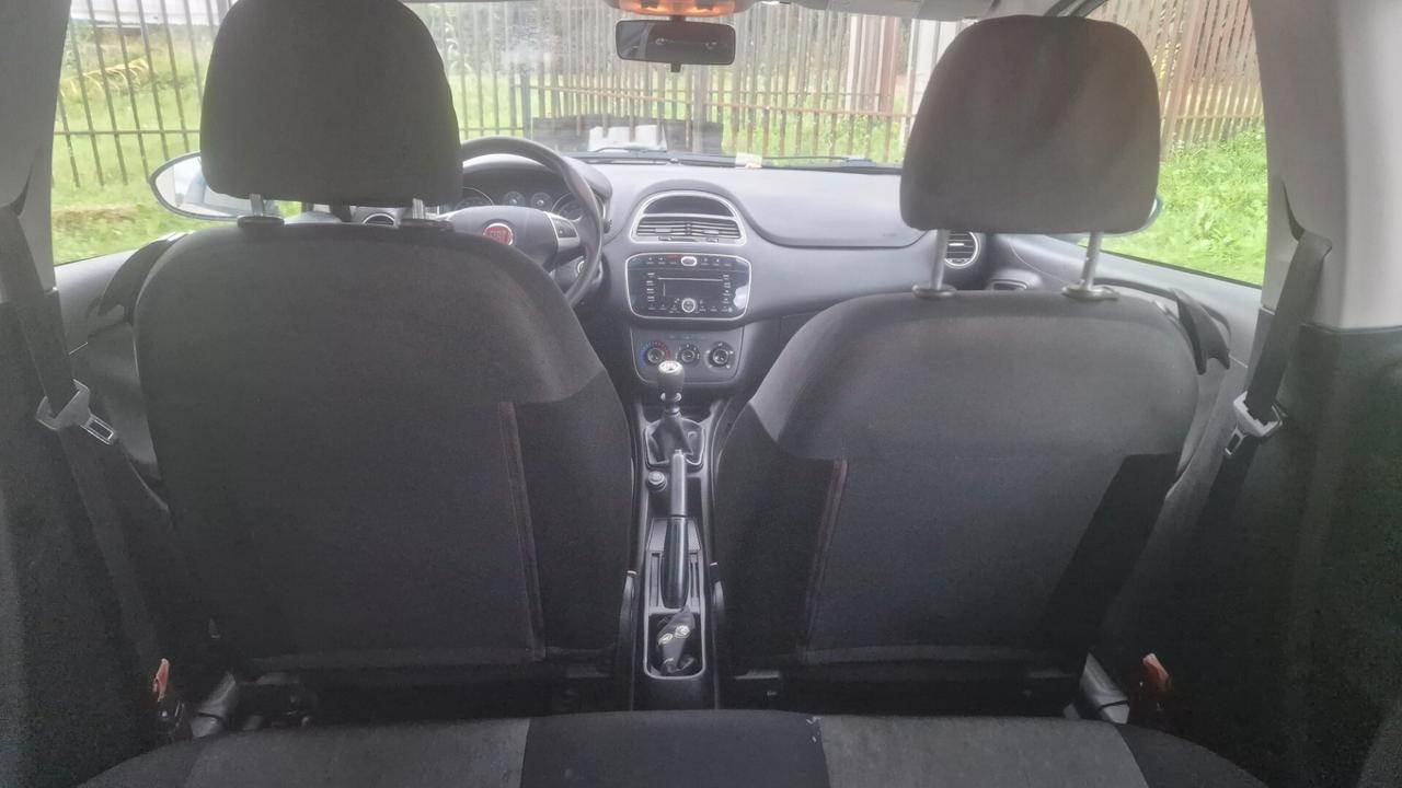 Fiat Punto 1.4 8V Easypower Street - 2014