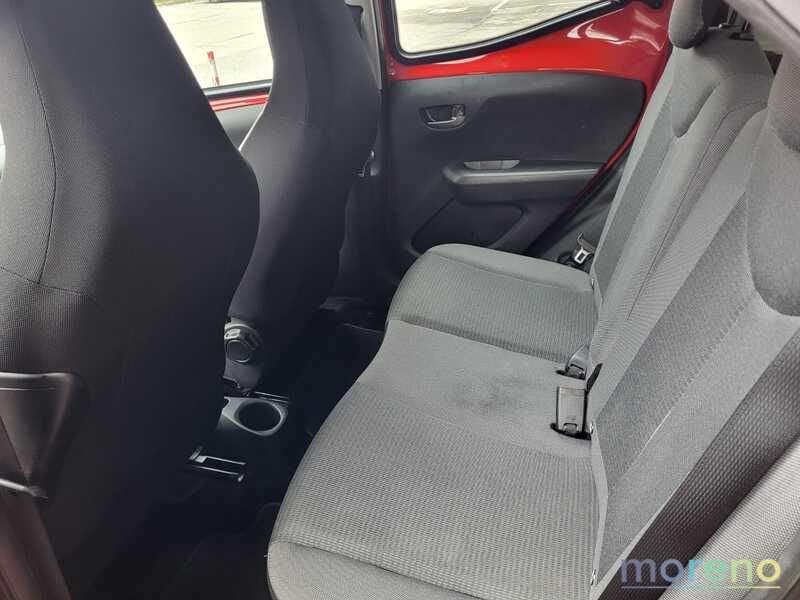 Toyota Aygo 1.0 72 CV x-play