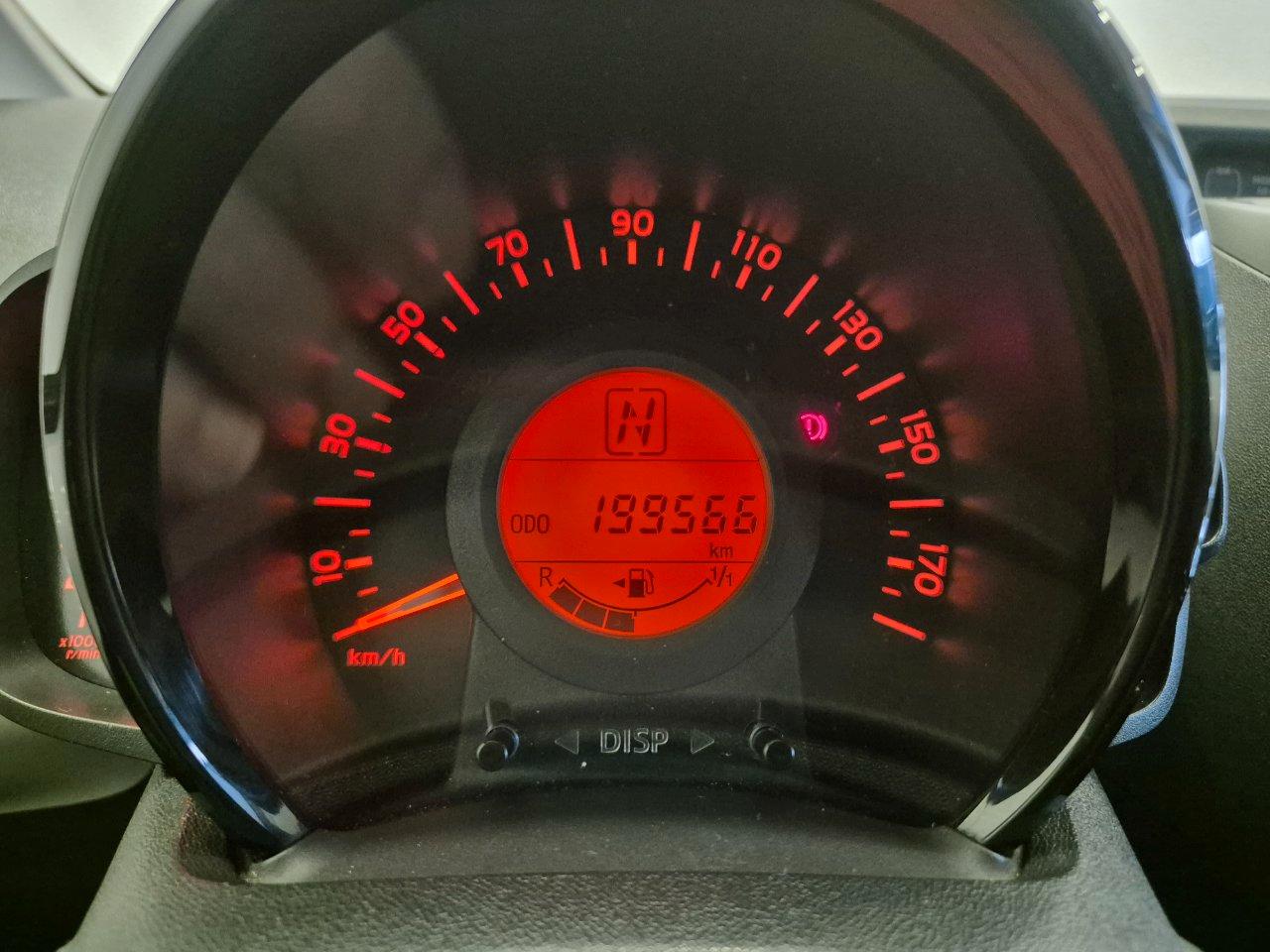 Toyota Aygo 5p 1.0 x-play aut. - NEOPATENTATI - Cam - Navi