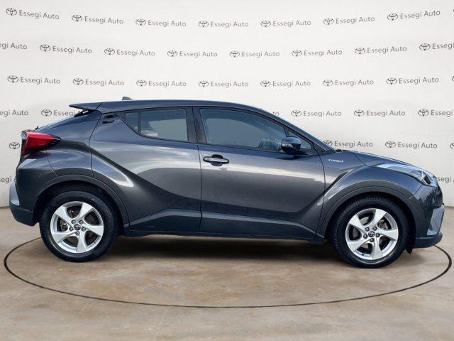 TOYOTA C-HR 1.8 Hybrid E-CVT Active