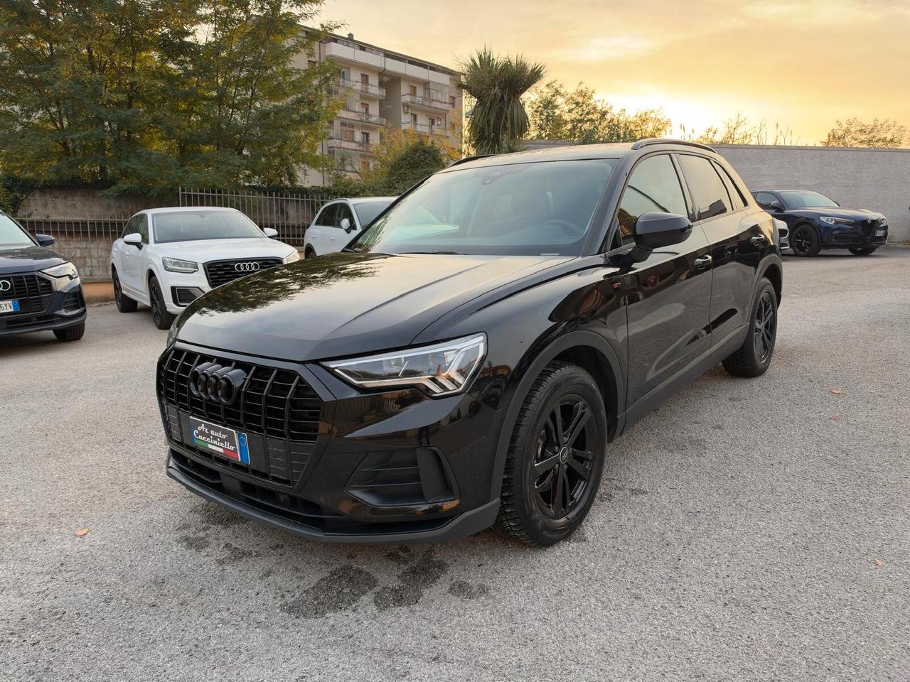 Audi Q3 35 TDI 150 CV S tronic IDENTITY BLACK - S-LINE FULL- MATRIX - MY 22