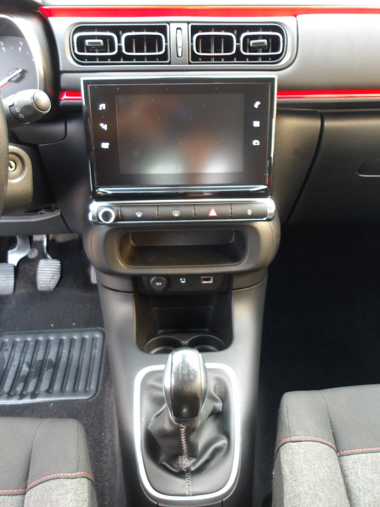 Citroen C3 1.2 puretech Shine 82cv
