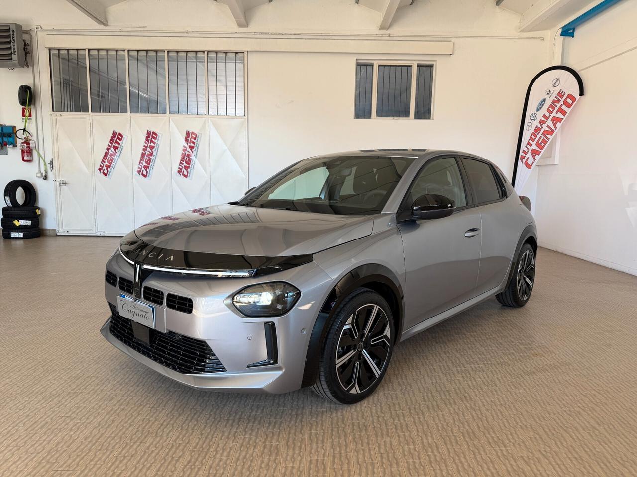 Lancia Ypsilon Hybrid e-DCT LX 2025 Km 4600 Fulloptional