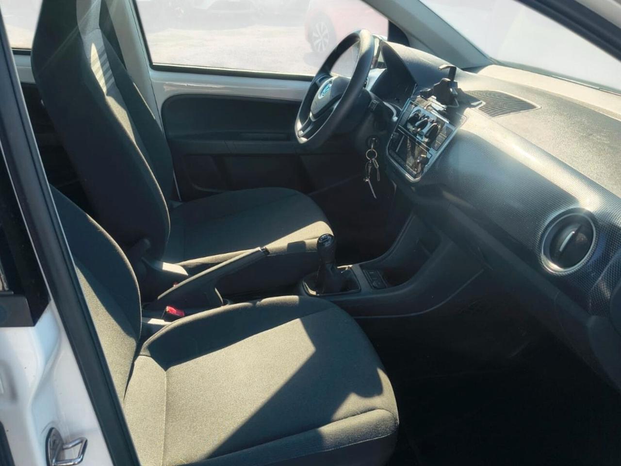 Volkswagen up! 1.0 5p. take