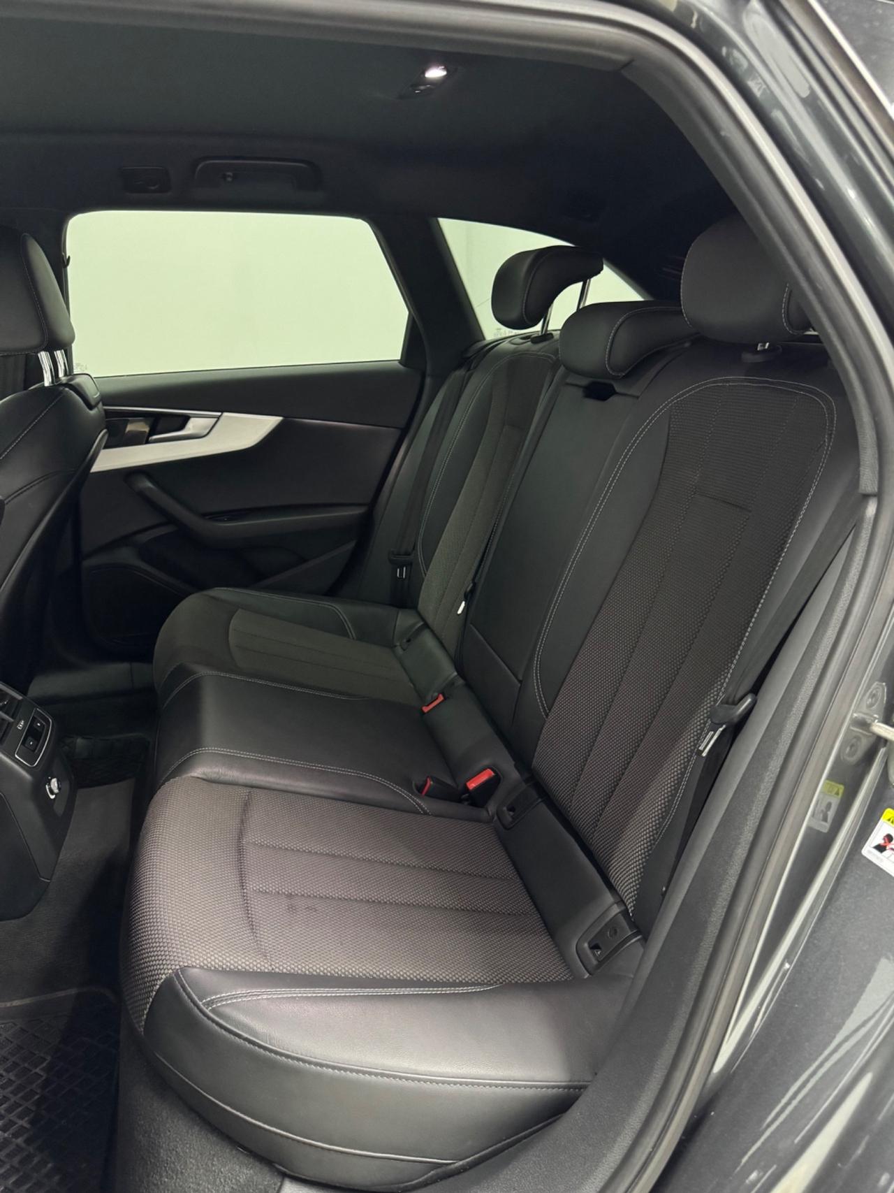 Audi A4 Avant 35 TDI/163 CV S tronic line edition