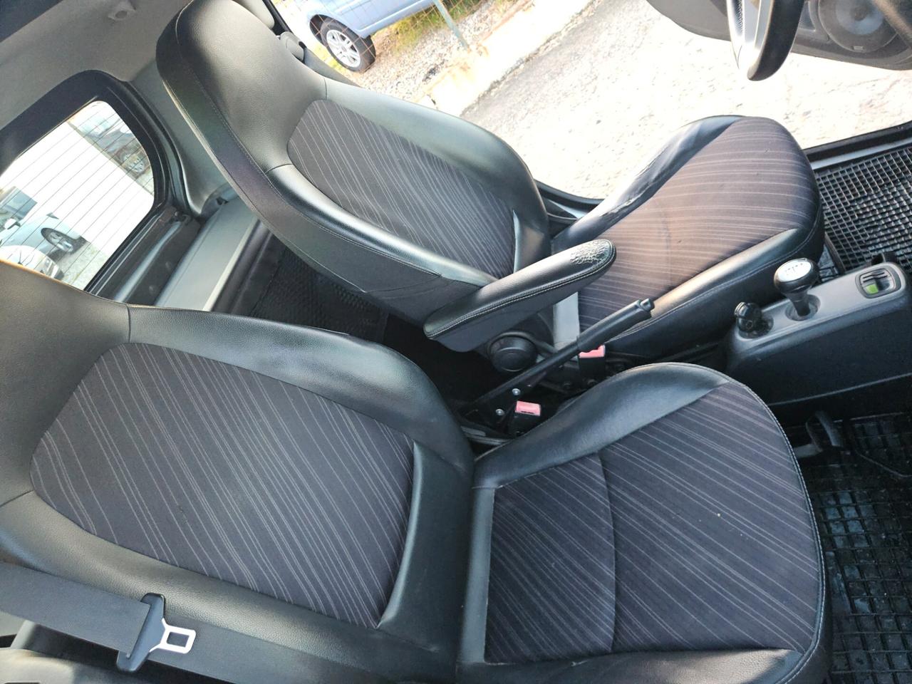 Smart ForTwo 1000 52 kW MHD coupé passion