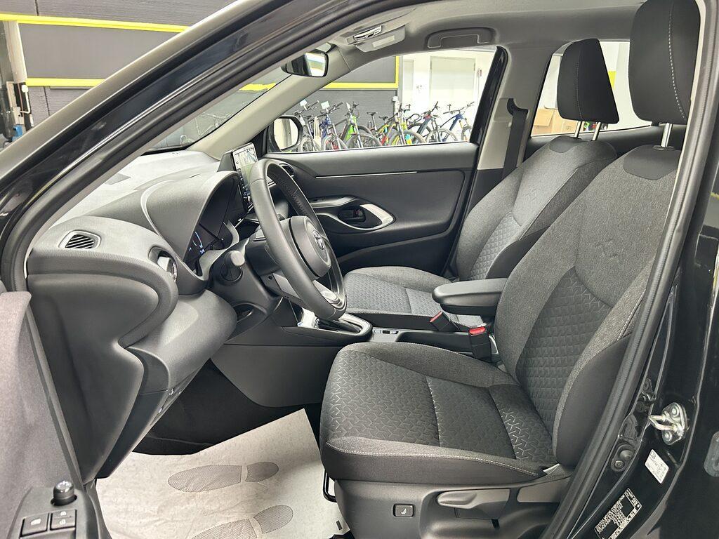 Toyota Yaris Cross 1.5 H Business FWD E-CVT