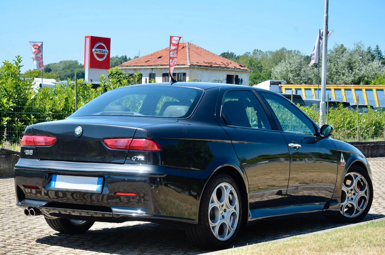 ALFA ROMEO 156 3.2 GTA V6 250cv MANUALE, OTTIME CONDIZIONI, SERVICE BOOK, HI-FI BOSE, PERMUTE