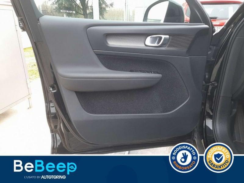 Volvo XC40 1.5 T3 R-DESIGN 163CV AUTO MY21