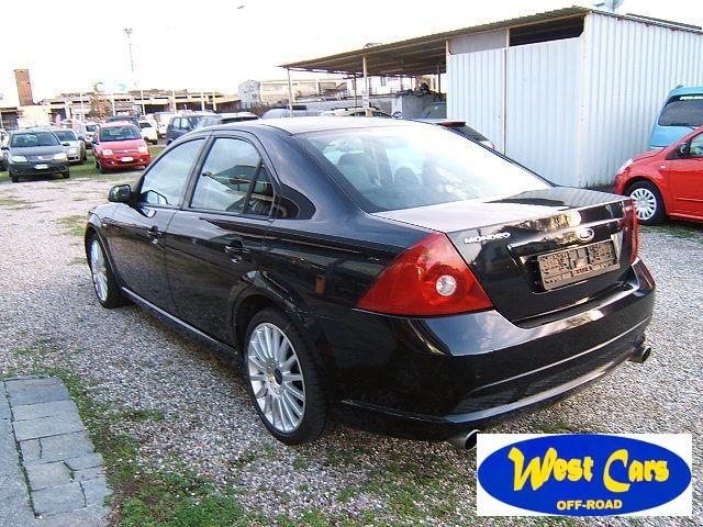 FORD - Mondeo - 3.0i V6 4p. ST220