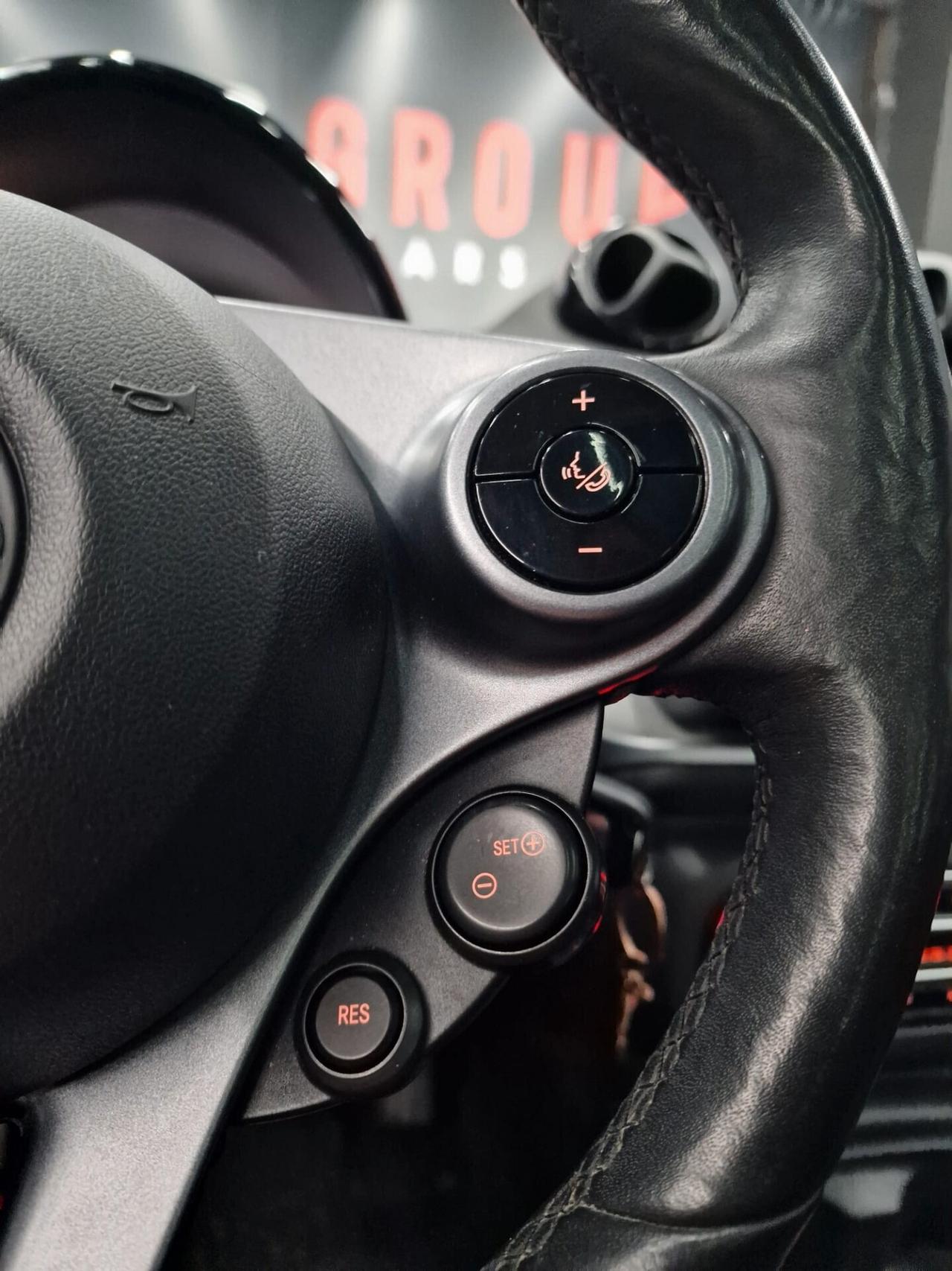 Smart ForFour EQ Passion Tetto Panoramico