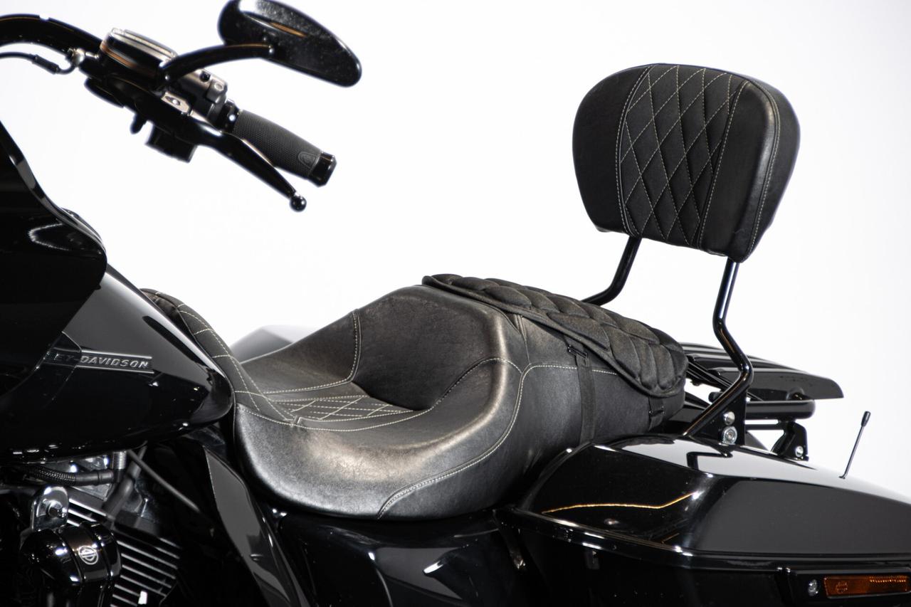 2019 HARLEY DAVIDSON ROAD GLIDE RDS02037