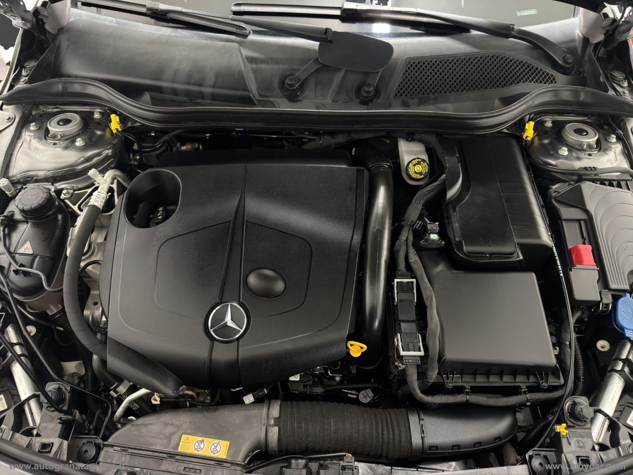 MERCEDES-BENZ A 200 d Automatic Premium TETTO APRIBILE AMG