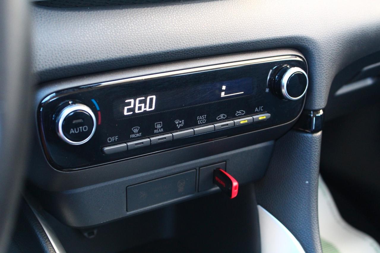 Toyota Yaris 1.5 Hybrid 5 porte Trend