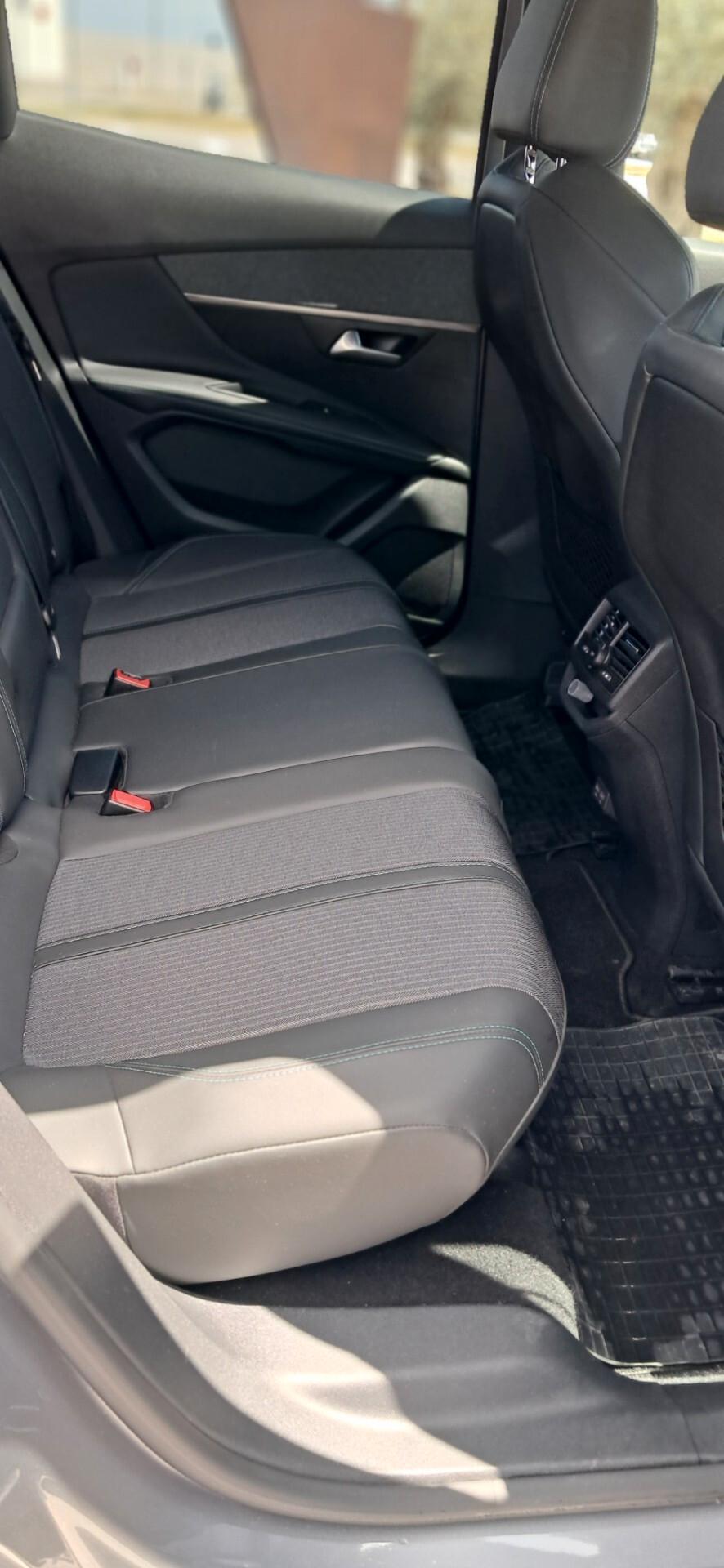 Peugeot 3008 BlueHDi 130 S&S Allure Pack