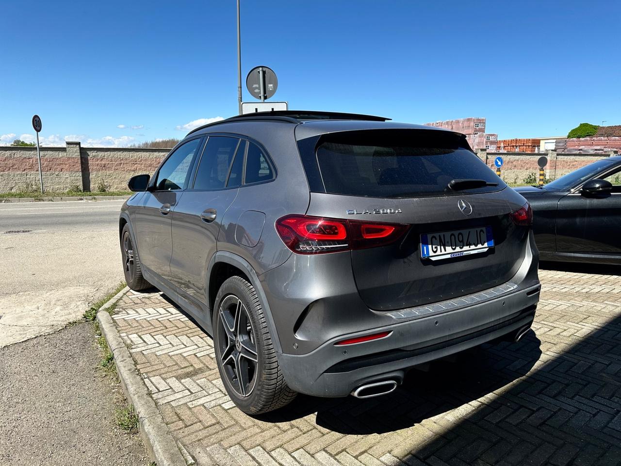 Mercedes-benz GLA 200 GLA 200 d Automatic Premium Tetto Apribile