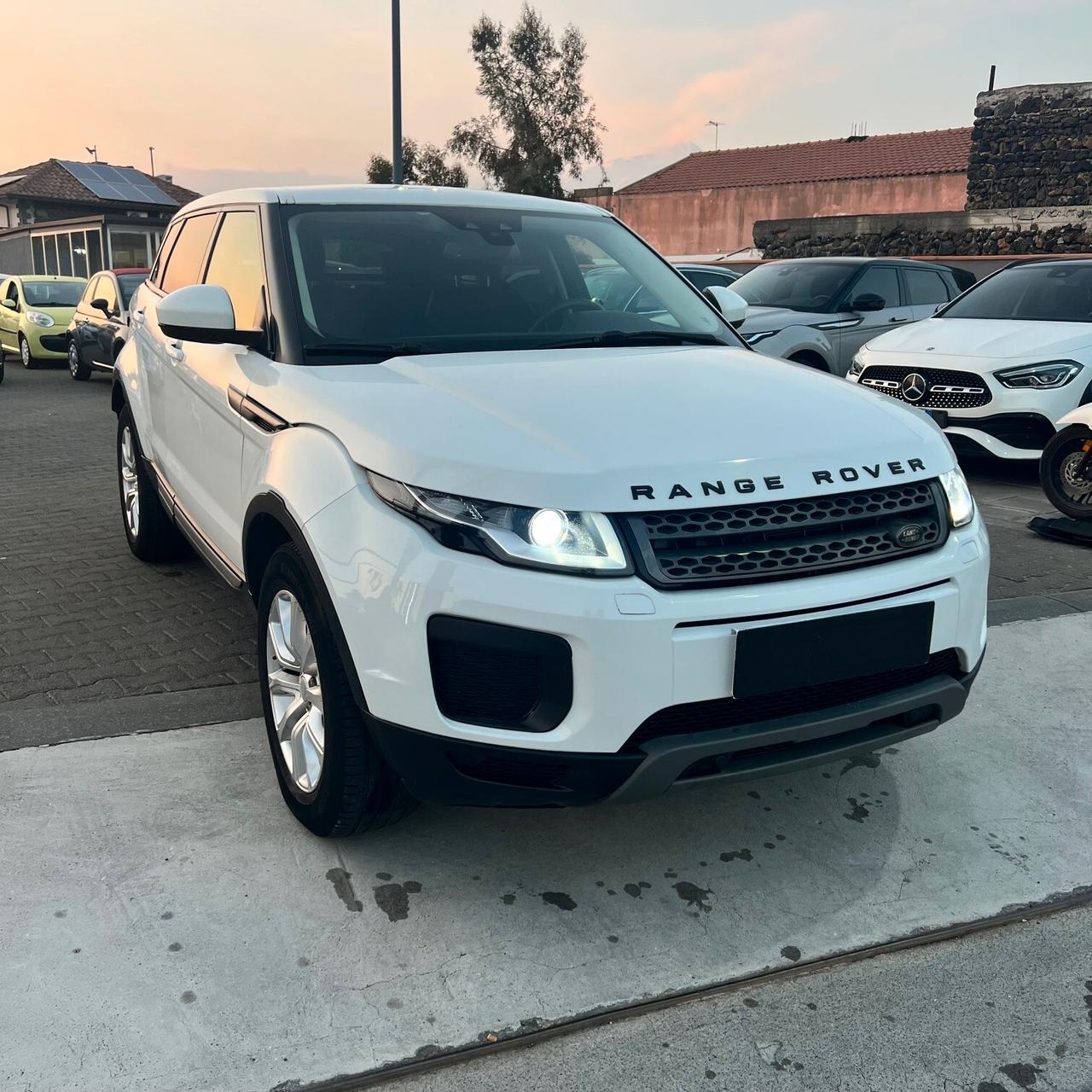 Land Rover Range Evoque 2.0 TD4 180 CV 5p. Autobiography