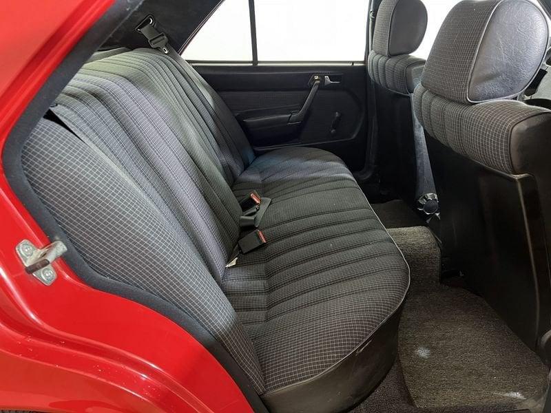 Mercedes-Benz 190 2.0