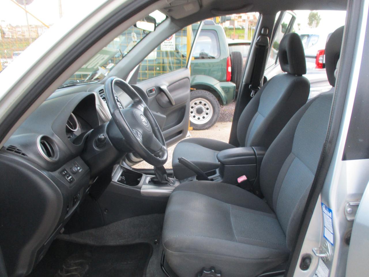 Toyota RAV4 2.0 Tdi D-4D 5 porte MOLTO BELLA