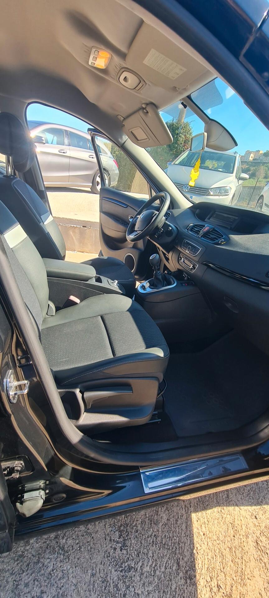 Renault Scenic Scénic X-Mod 1.6 dCi 130CV 136.000 km