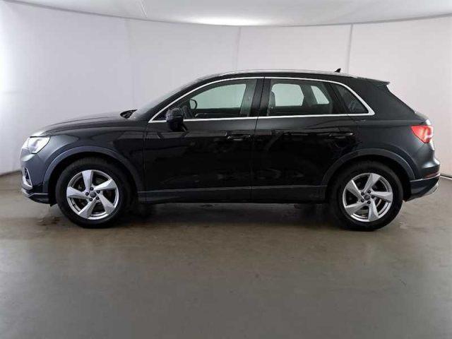 AUDI Q3 35 TDI S tronic Business Advanced