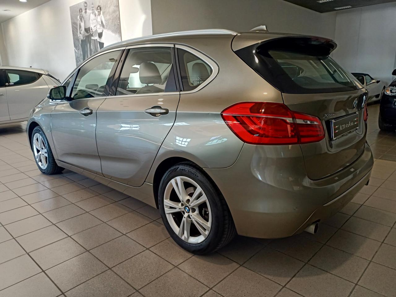 BMW 220 220d Active Tourer xdrive Luxury auto*