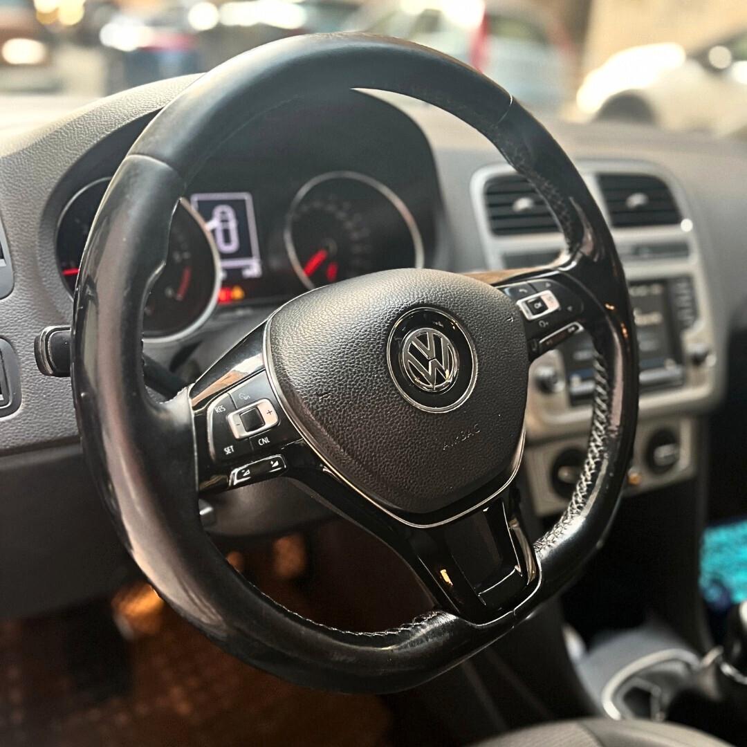 Volkswagen Polo 1.4 **NEOPATENTATI**