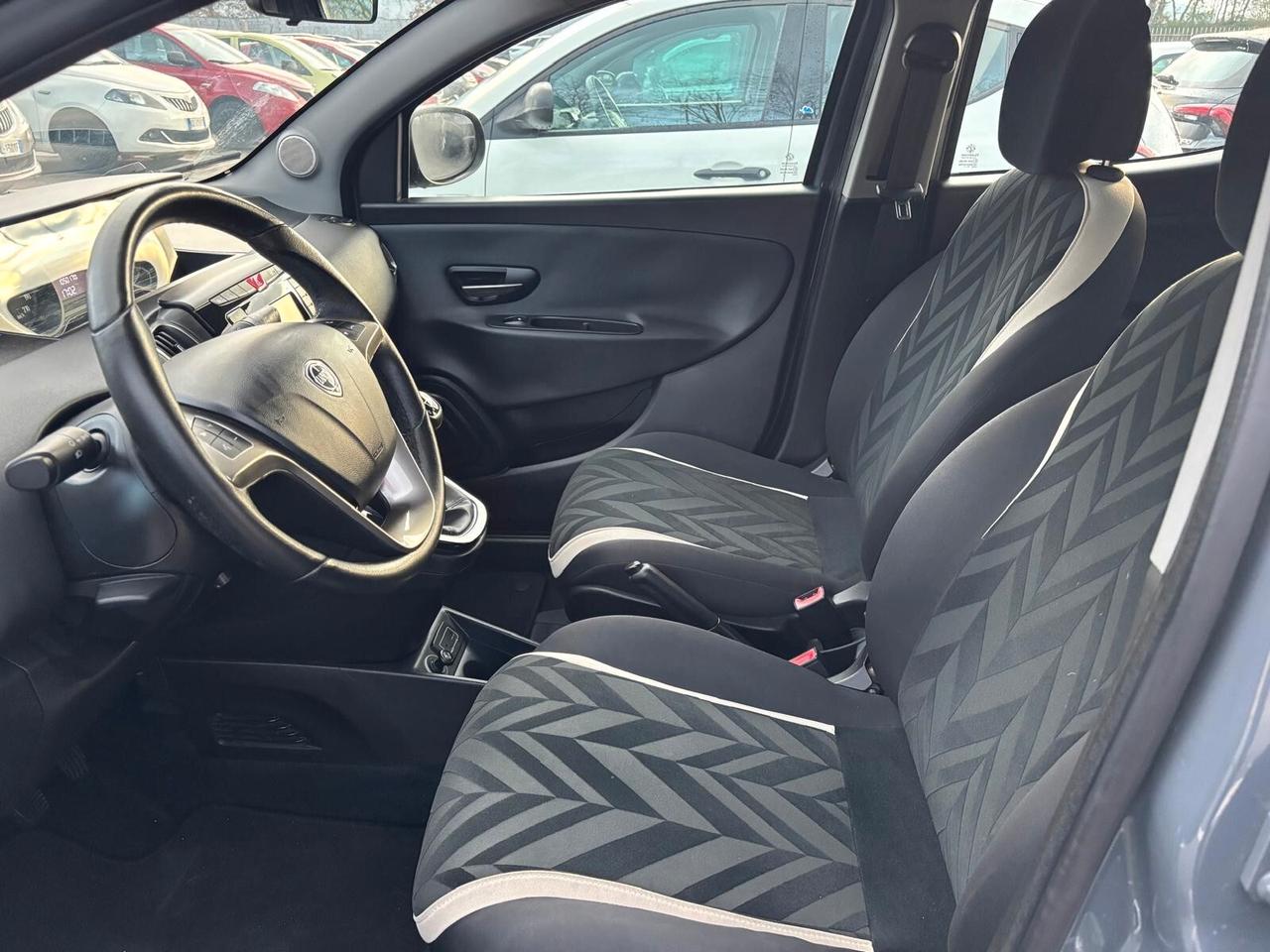 Lancia Ypsilon 900 TwinAir Natural Power - 2016