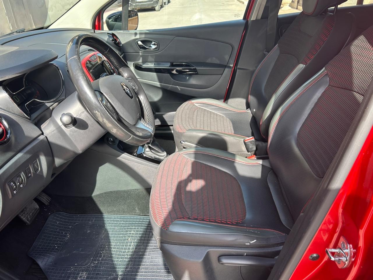 Renault Captur dCi 8V 90 CV EDC Start&Stop Energy Intens