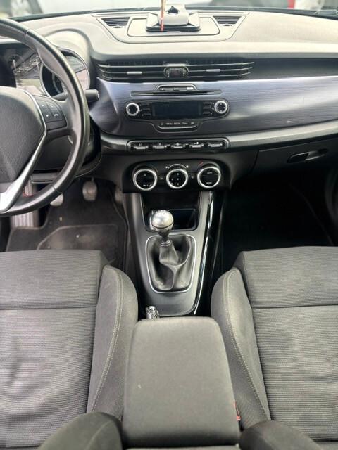 Alfa Romeo Giulietta 2.0 JTDm-2 140 CV Distinctive