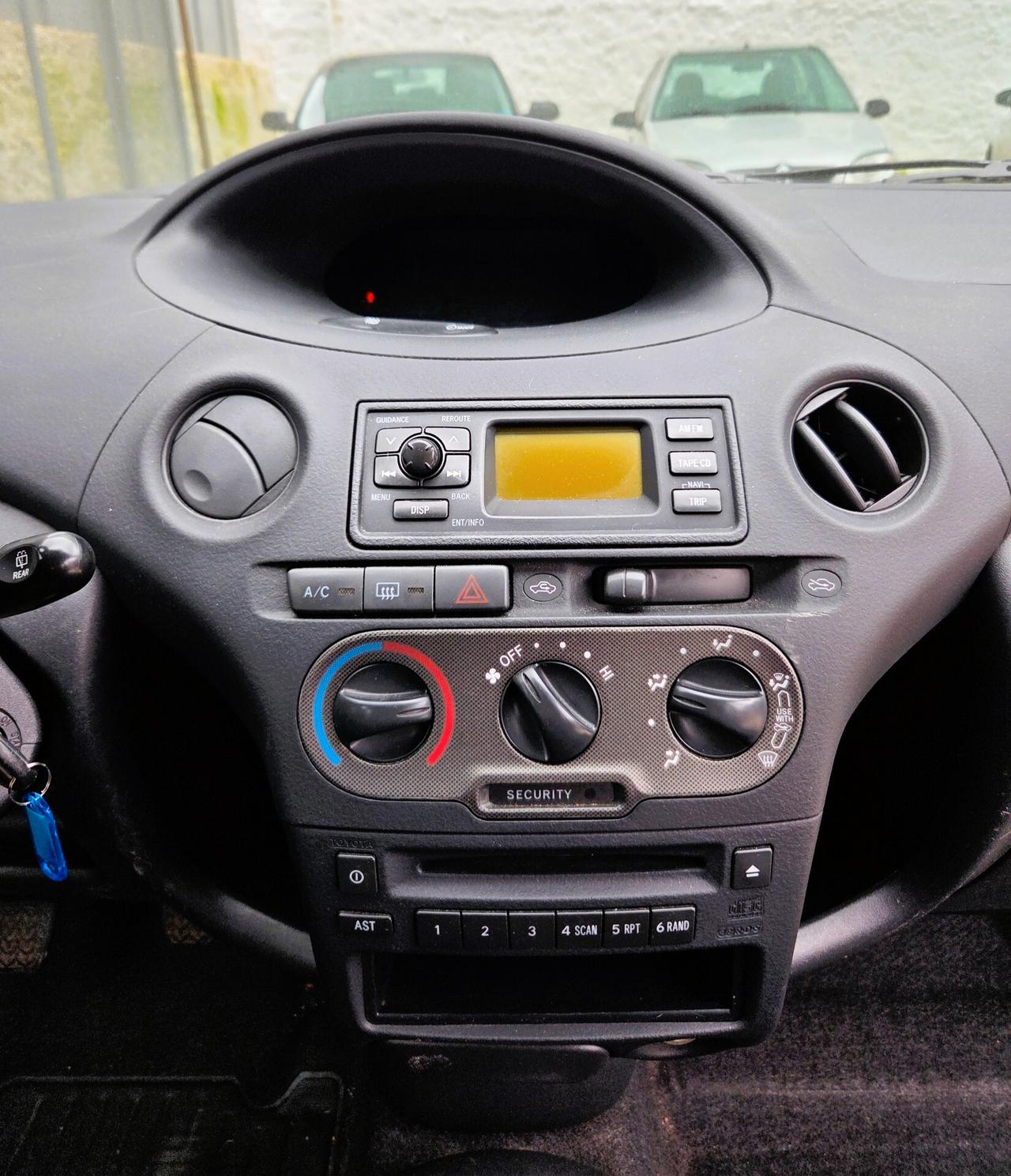 Toyota Yaris 1.4 tdi D-4D cat 3 porte Sol