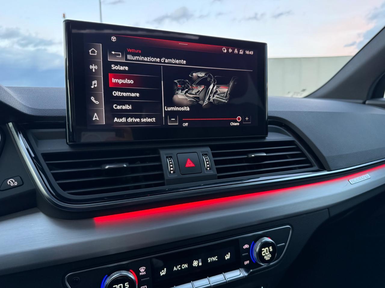 Audi Q5 55 TFSI e quattro S tronic line plus