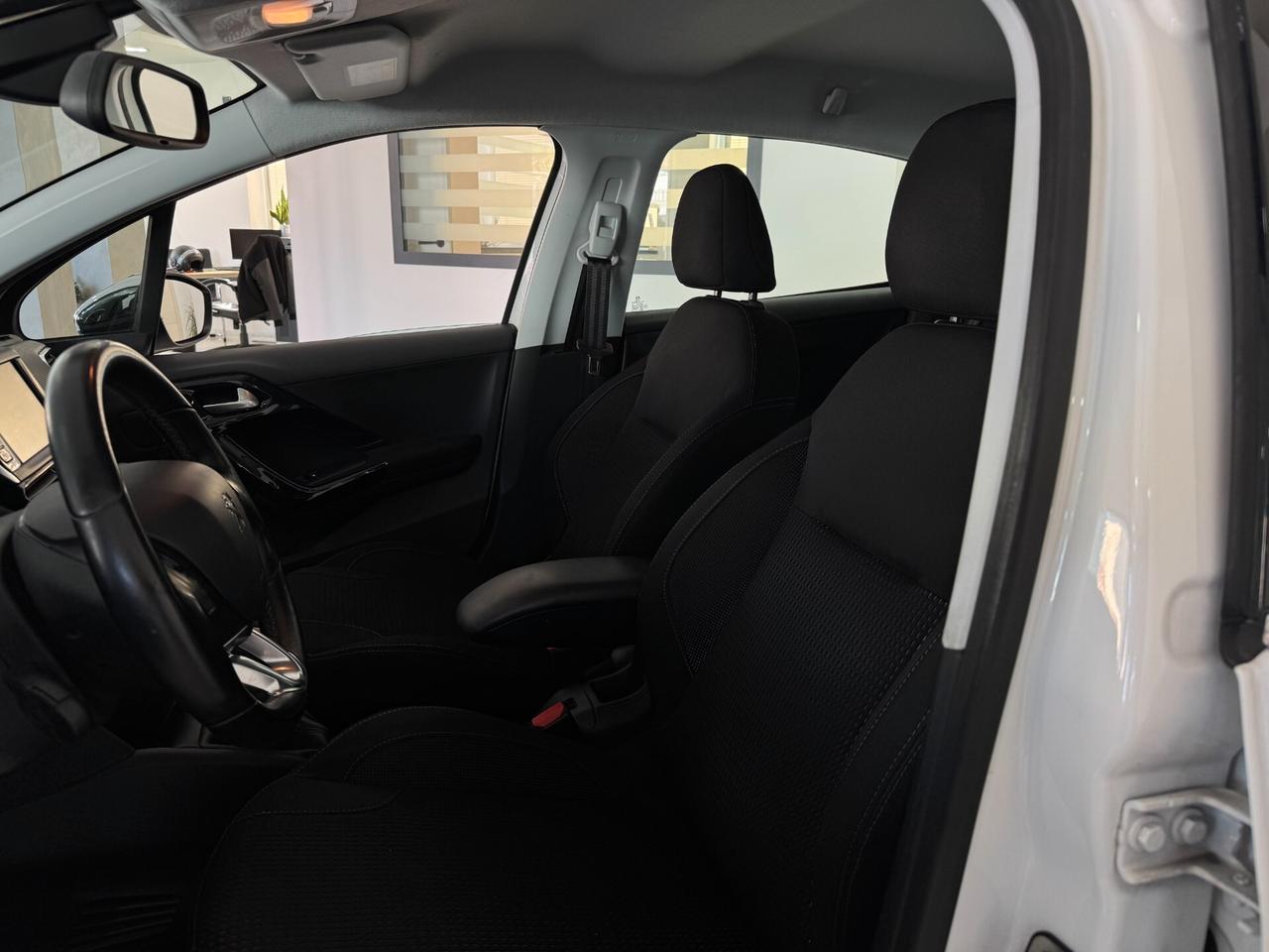 Peugeot 208 1.2 82cv 5 porte Allure