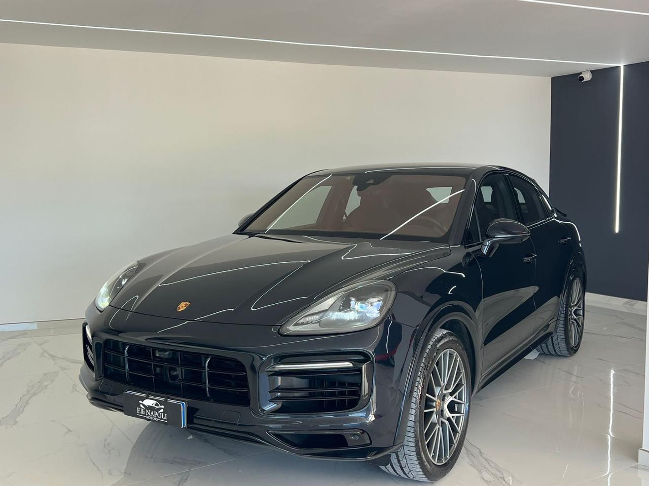 Porsche Cayenne Coupé 3.0 V6 Platinum Edition iva esposta